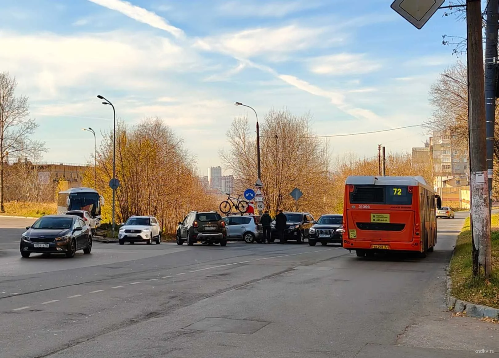 Авария около Индиго. Поворот на радиорынок