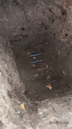 Электрические кабели в земле на ул. Касьянова, 2